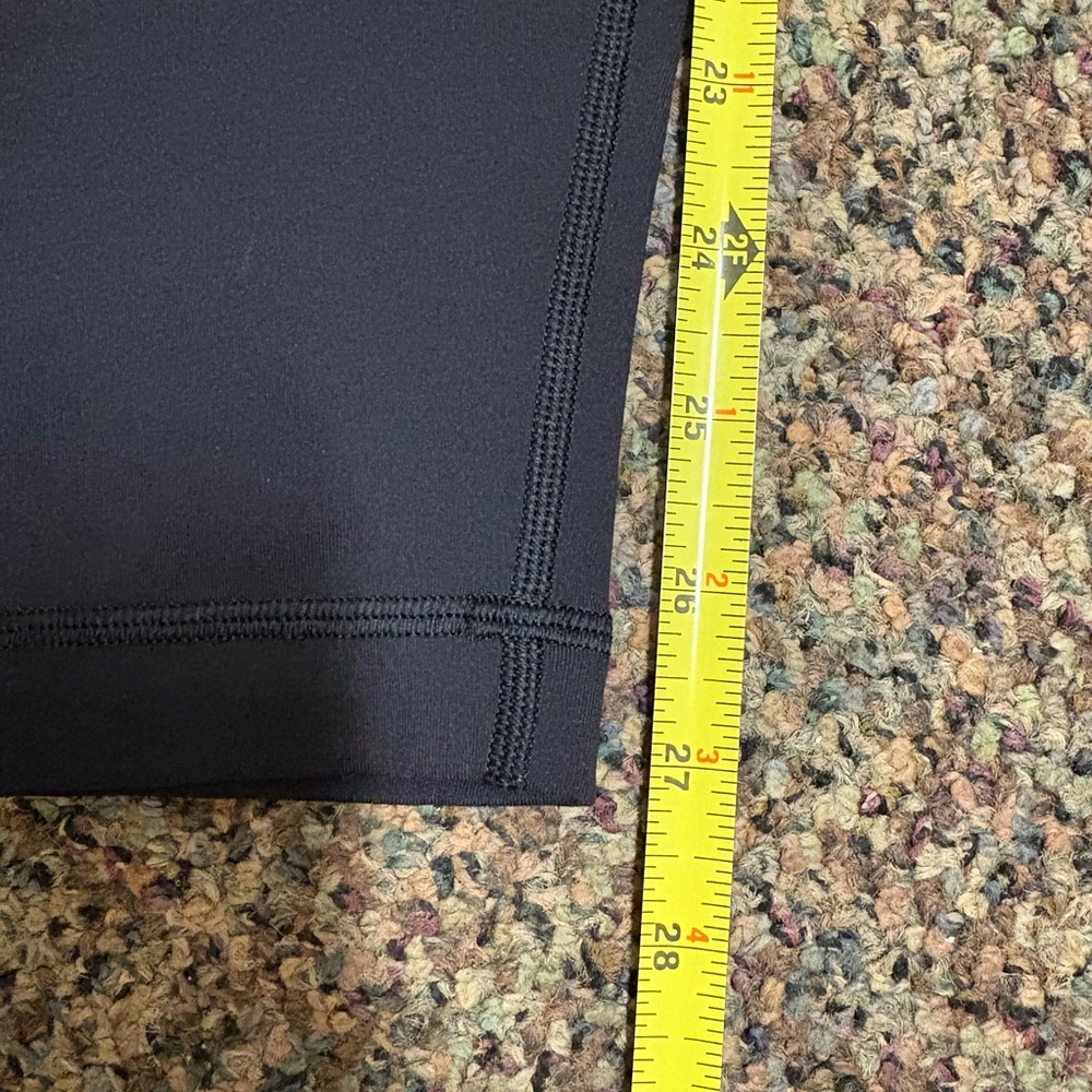 Lululemon- PURE BARRE logo  Black Leggings Size 2 - like brand new - Picture 6 of 8